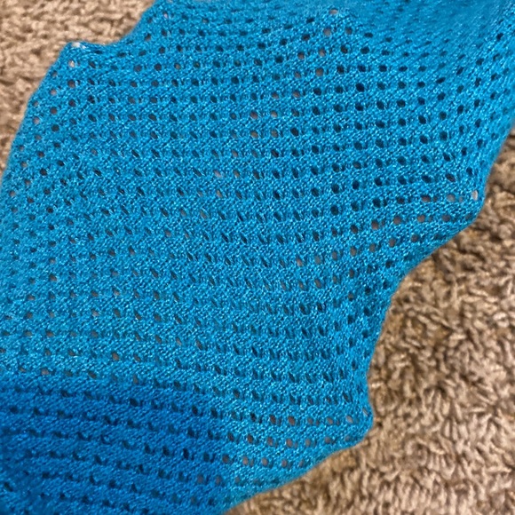 The limited size small S Teal sweater gold buttons with textured sleeves - Picture 5 of 6